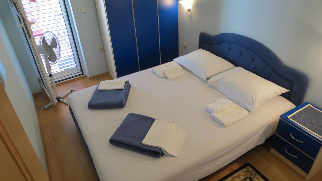 Oaza Hotell Petrovac Exteriör bild